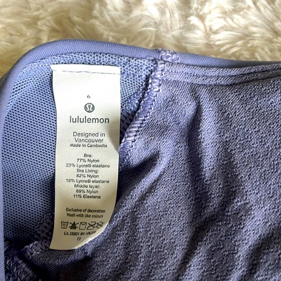 Lululemon Free To Be Bra - NWOT - Picture 3 of 3